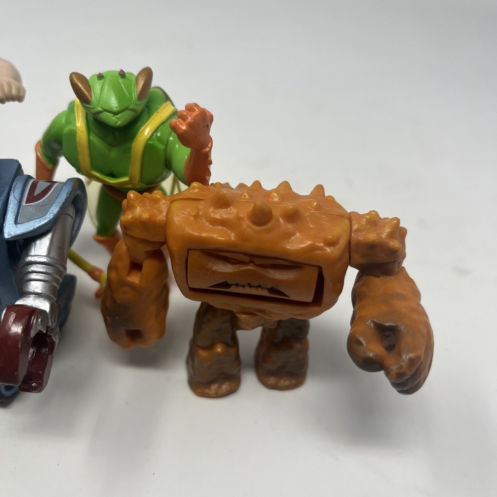 Disney Toy Story 3 Lot Of Mini Figures Twitch Sparks Chunk Pricklepants Big Baby - Picture 3 of 12